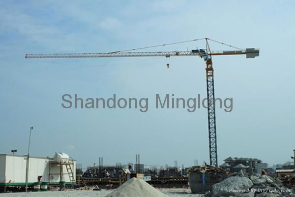 TC7030 self-rising tower crane 2