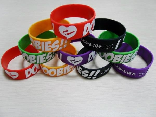 BRACELET With Saying Silicone Rubber Wristband I LOVE DOOBIES