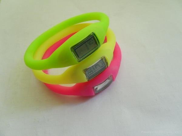 Fashionable Silicone Wristbands Watch Wristwatches Silicon Watches 5