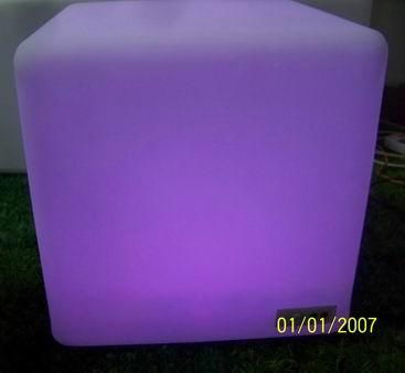 LED cube-small 2