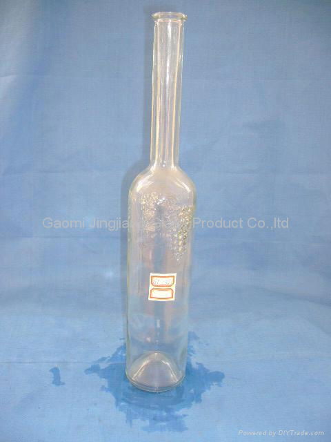 clear glass bottle for wine or oil 3