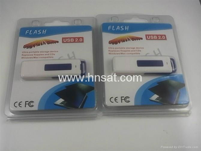 8GB USB flash drive and voice recorder (about 15hours battery life) 5