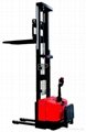 Electric stacker 5