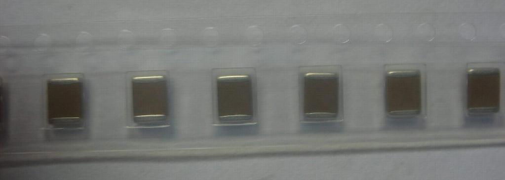 Chip Ceramic capacitor 