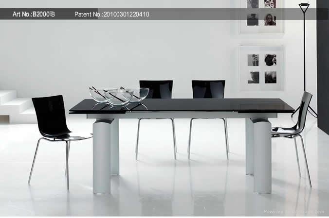 Extensible dining table 3