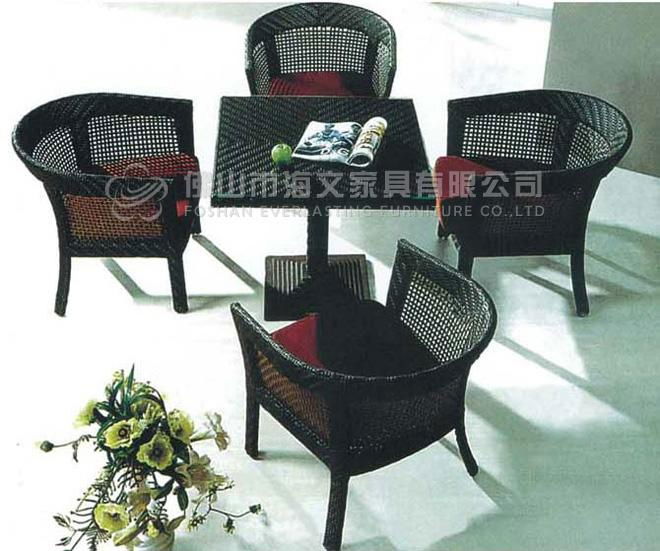 PE rattan dining set 3