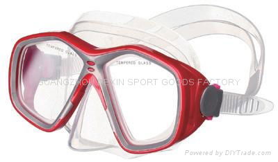Scuba diving goggle 2