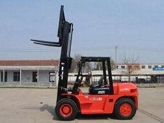 5 Tons Diesel Powered Forklift CPCD50B