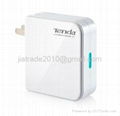 150Mbps Wireless Mini Travel Router 1