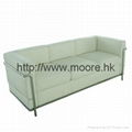 Le Corbusier Sofa LC2 3