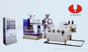 Two-layer co-extrusion casting winding film blowing machine