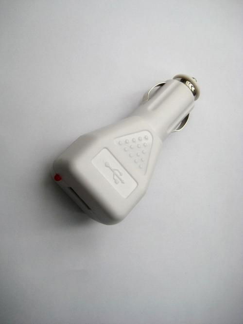 USB car charger 2