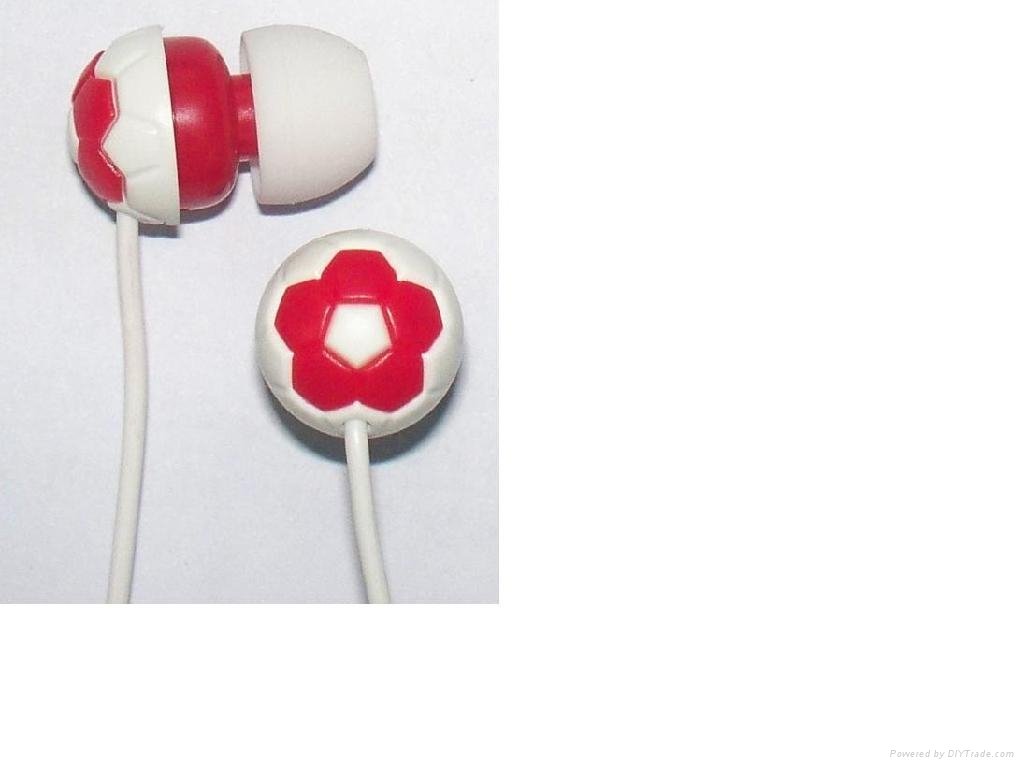 IN-ear earphone