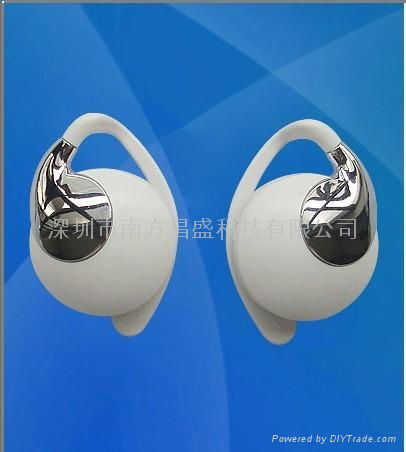 Earhook earphones  4