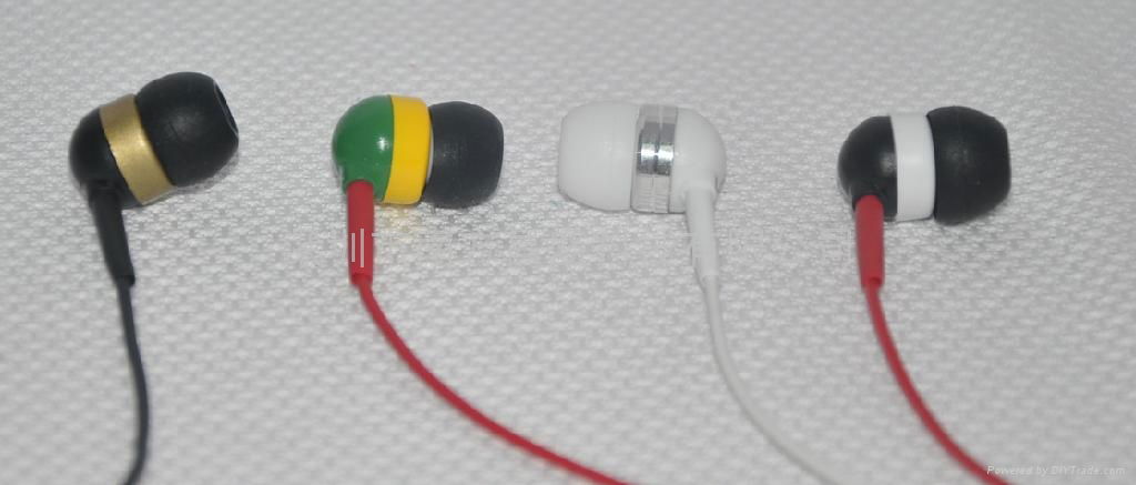 New 2013 earphone earbuds