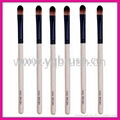 Eyeshadow brush