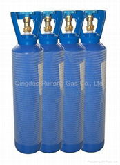 Medical oxygen cylinder