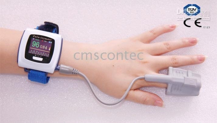 CE FDA Approved CMS 50F Color Display Wrist Spo2 Monitor / Pulse Oximeter oxigen 4