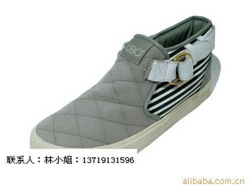 Canvas shoes 4