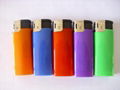 DIAPOSABLE ELECTRONIC LIGHTER  3