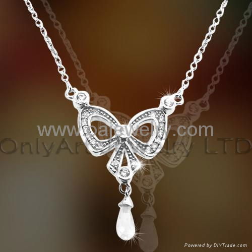 sell sterling silver necklace pendant with AAA cubic zircons, best quality 5