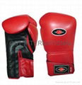 kickboxing gloves 3