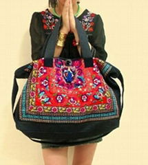 Embroidered tote shoulder shoulder bag 