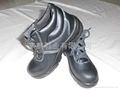 oil resistance shoes 3