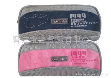 Zippered pencil pouch for stationery 4