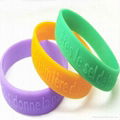 Debossed silicone wristband 3