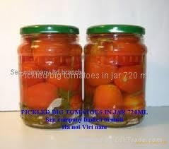 Pickled big tomatoes in jar 720 ml