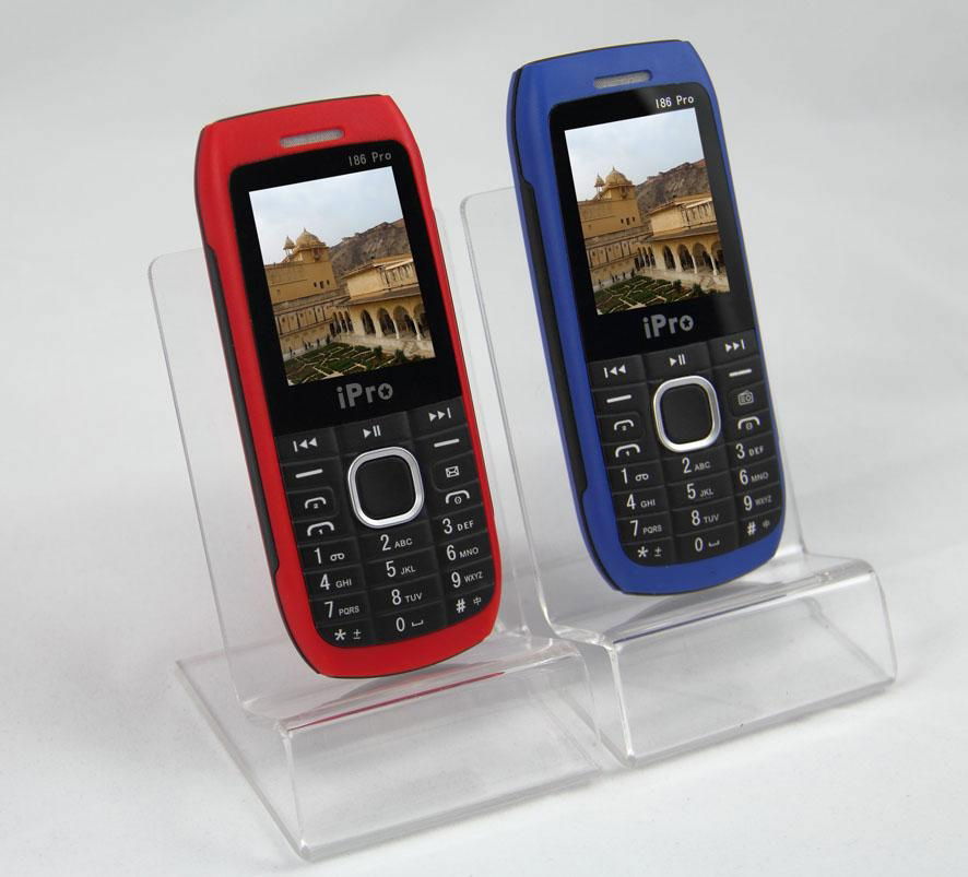 Low end dual sim dual standby bluetooth Fm mobile phone 2