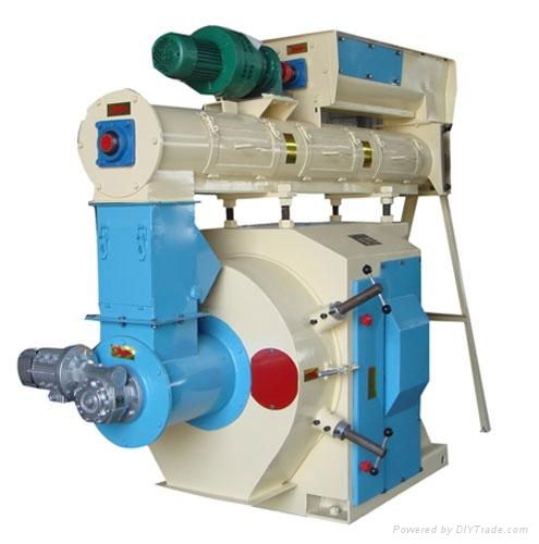 Ring die pellet mills