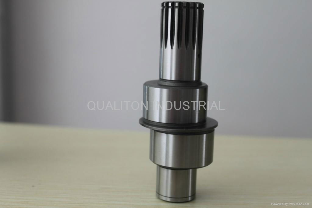 PC60-6 crankshaft 2