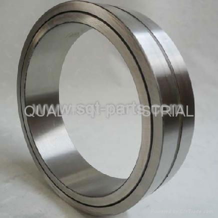 Travel roller bearing 5