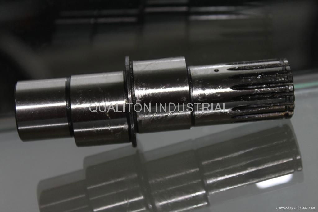 PC60-7 Crankshaft 4