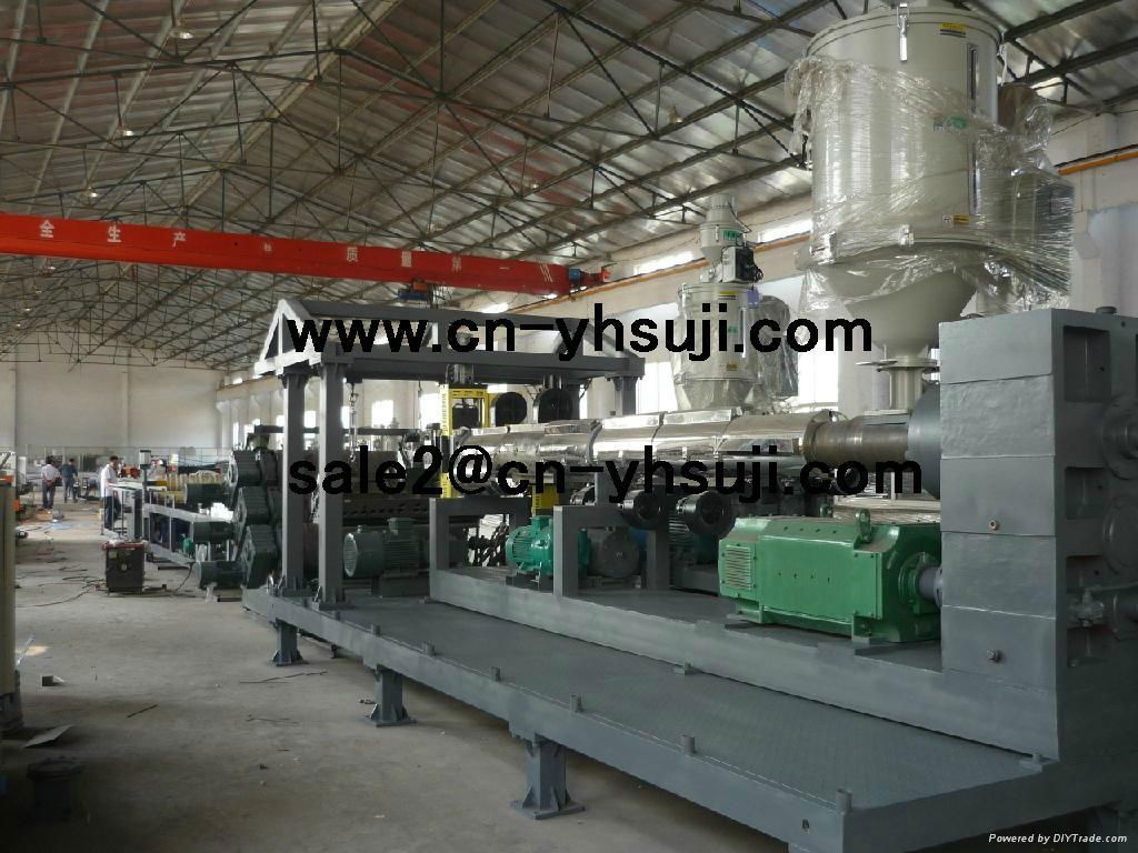 PC wave sheet production line extruder