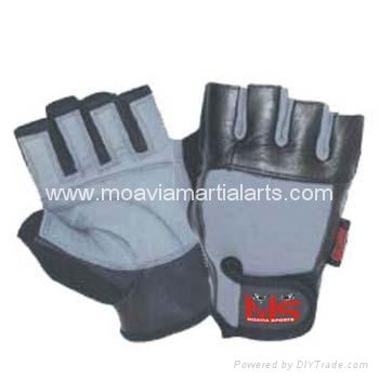 WEIGHT LIFTING GLOVES 3