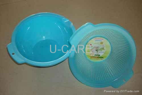 plastic sieve 4