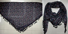 Lady's fashion scarf