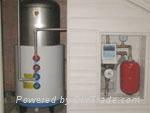 Separated and pressurized solar water heater 3