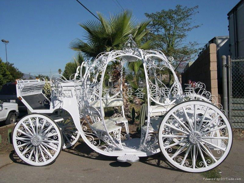 pumpkin horse carriage