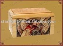 Wood funeral urn