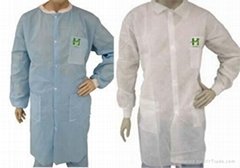 Nonwoven lab clothing with different collar 