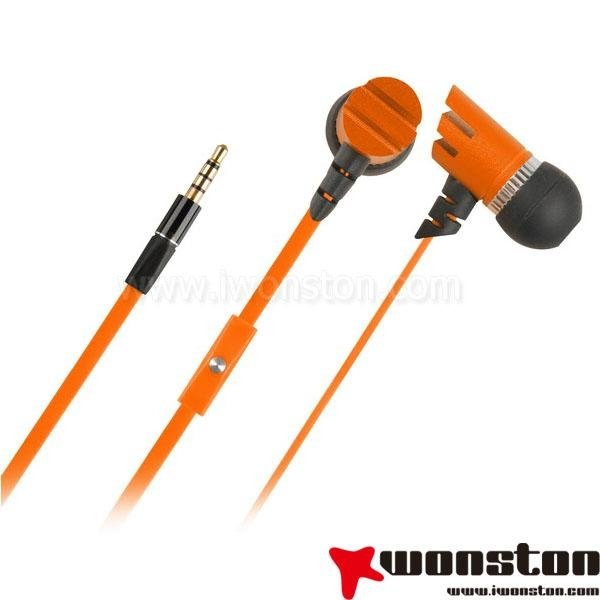 2013 high quality flat cable  mobile phone earphones 2