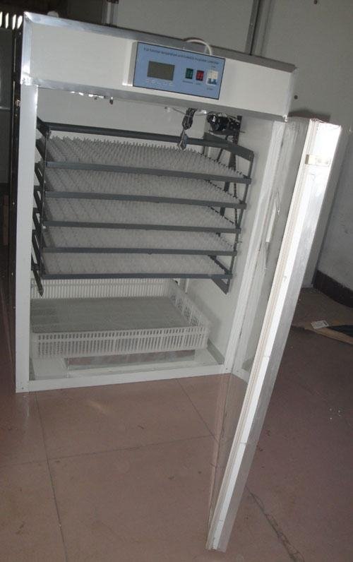 .Professional and Best price Poultry egg incubator (CE approved)