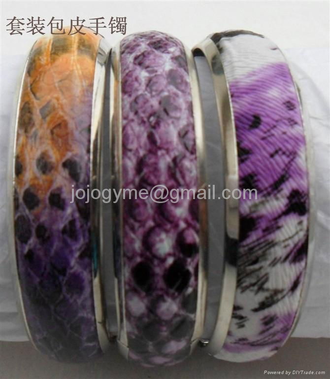 Fashion bangle