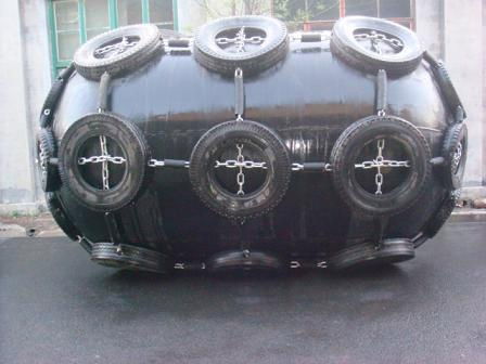  pneumatic rubber fender for ship launching  5