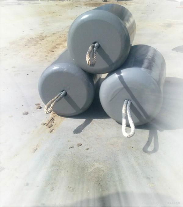 Foam filled floating marine fenders 5