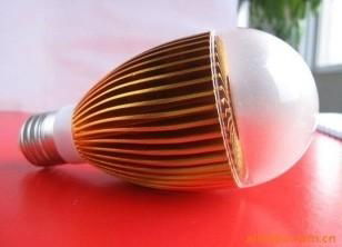 廠家供應美國CREE芯片LED球泡燈節能燈LED大功率燈泡 3